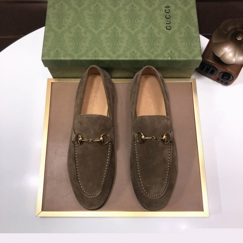 G*u*i leather shoes